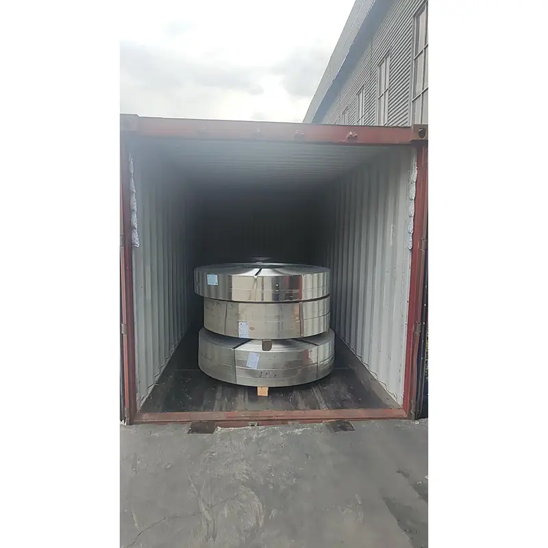 Strip Baja Canai Panas untuk Fabrikasi